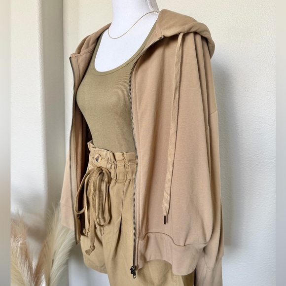 Zenana - Olive Ribbed Razor Back Tank Top - Picture 10 of 11